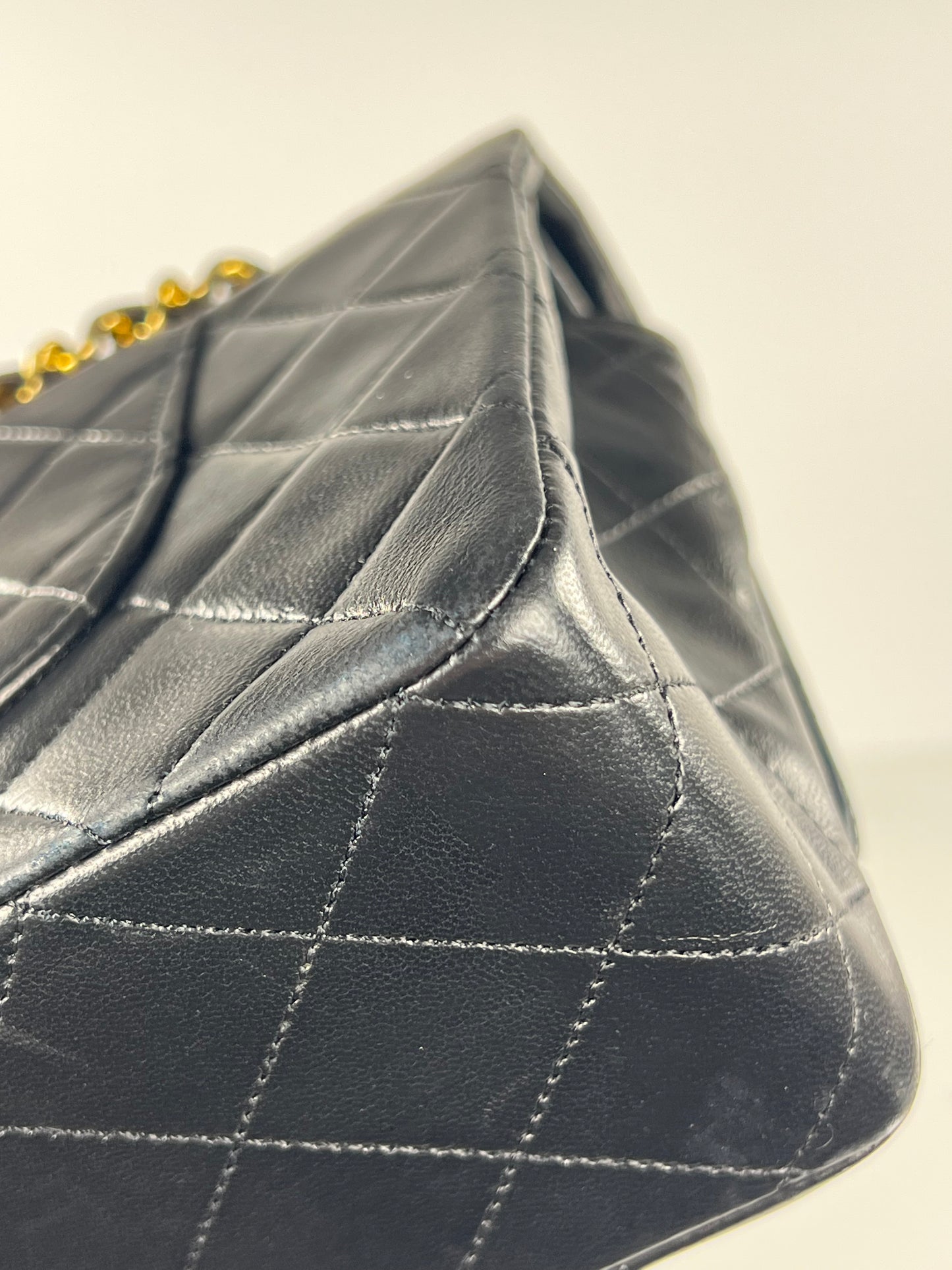 Black Vintage Medium Classic Flap