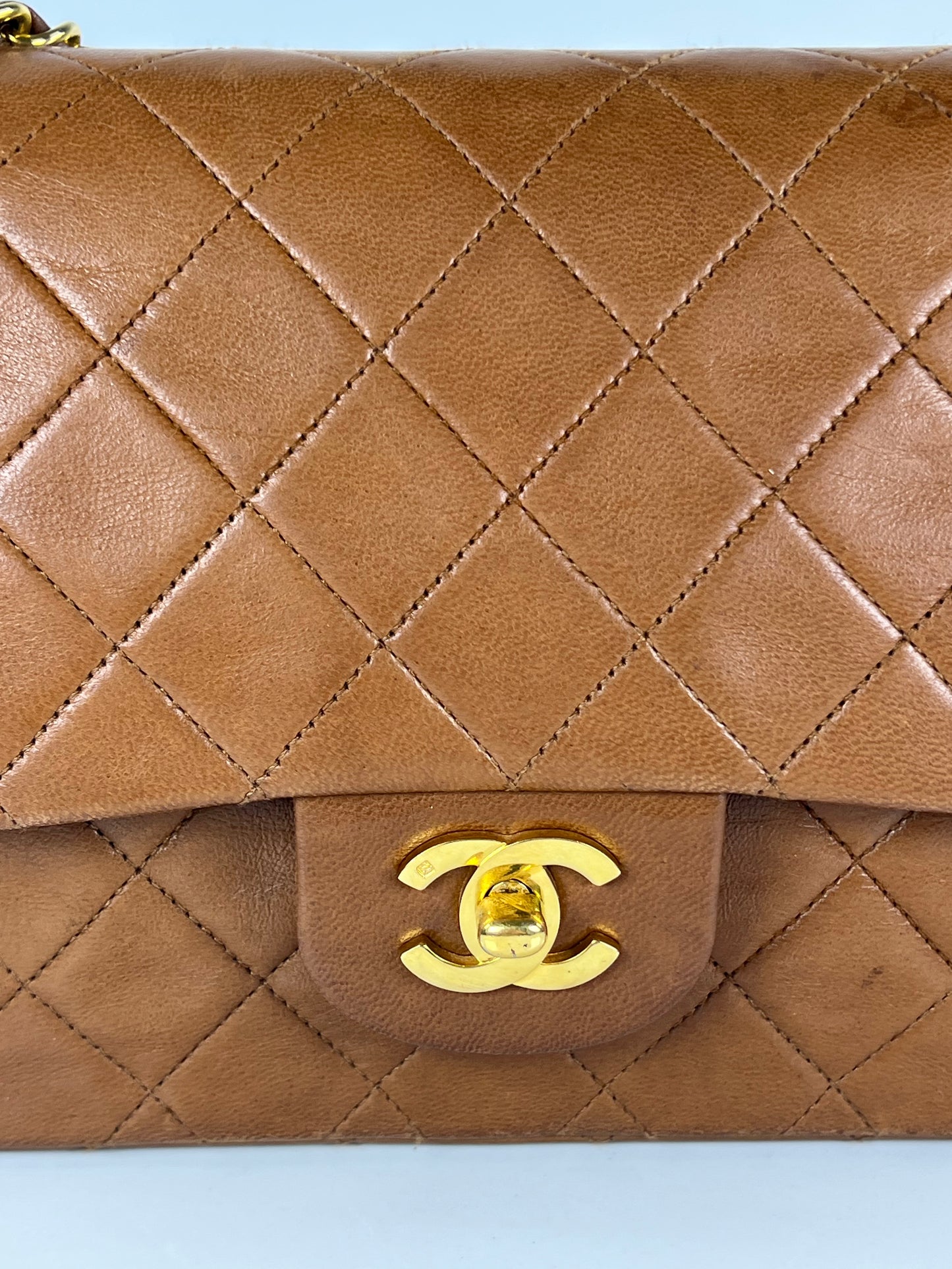 Vintage Camel Medium Classic Double Flap