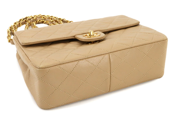 Vintage Small Square Flap - Beige Lambskin