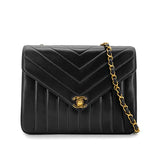 Vintage Chevron Envelope Flap - Black Lambskin
