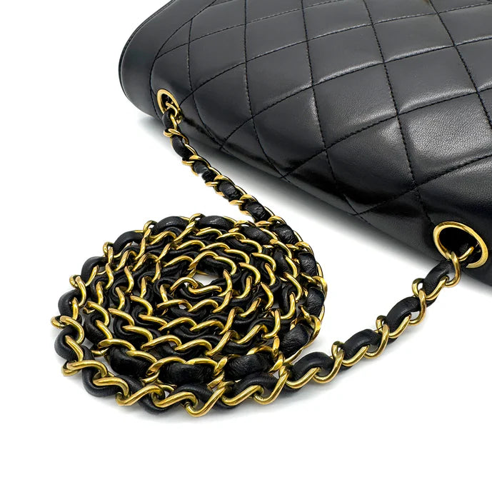 Vintage Medium Diana - Black Lambskin