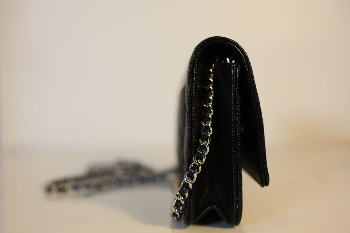 Black Caviar Wallet on Chain