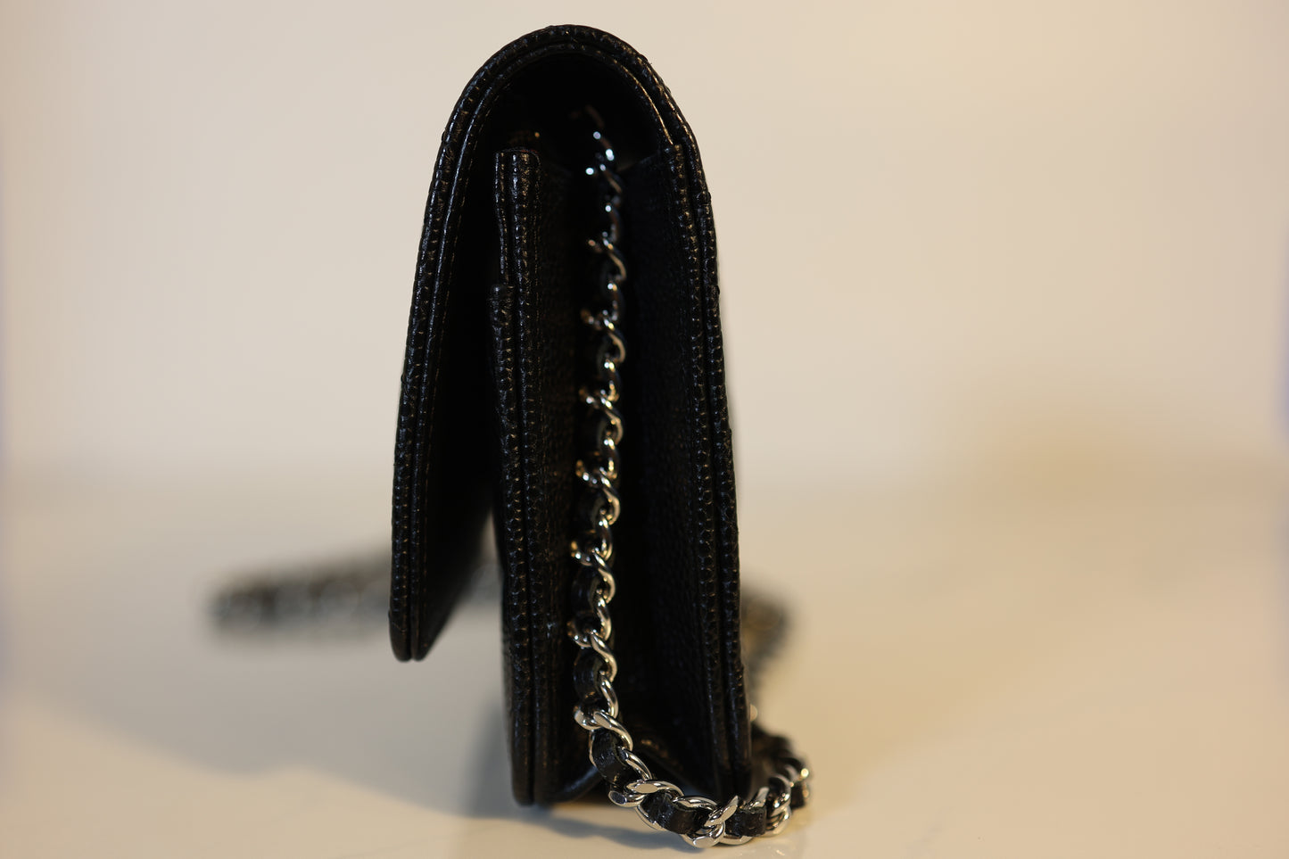 Black Caviar Wallet on Chain